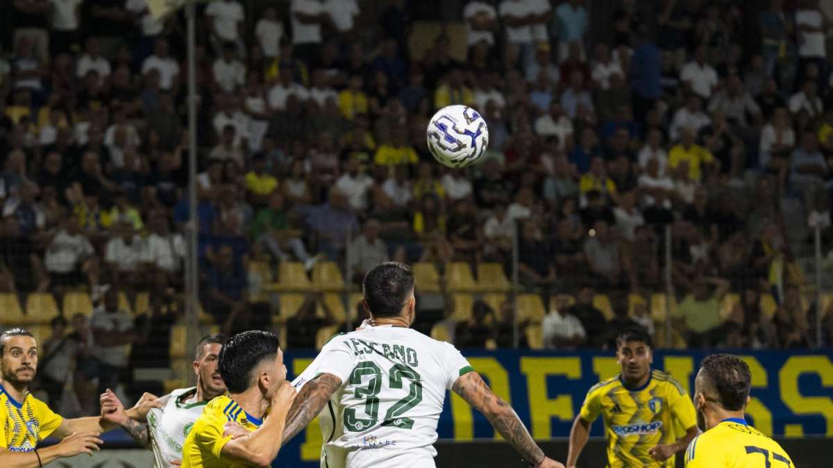 Il ballottaggio - Più Crespi che Lescano per la sfida alla Juve Stabia 