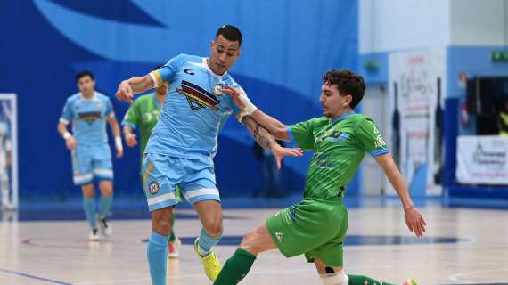 Sandro Abate, disfatta nel derby contro il Napoli Futsal. Finisce 6-0 per gli azzurri