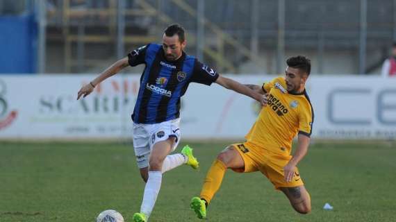 Serie B, Il Verona ritorna in vetta: 1-0 al Brescia e rondinelle nel baratro