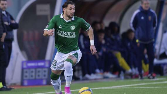 TS - "Sorpresa: il Padova passa ad Avellino con Capelli". Insufficienti Cagnano e Palumbo 