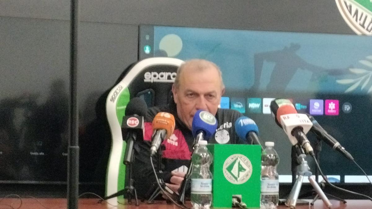 Sudtirol, Castori: "Non avremmo meritato di perdere. Gara equilibrata. Il rigore c'era, ma non parliamo di arbitri" - Notizia Avellino Calcio