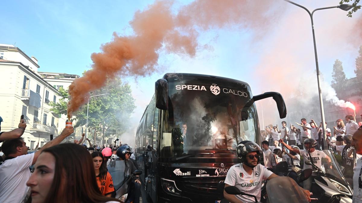 Spezia, circa un centinaio di tifosi domani al seguito della squadra