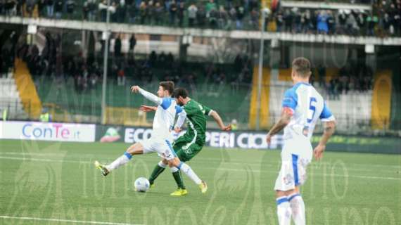 L'Avellino regala un altro derby alla Salernitana: (2-0), espulsi Molina e Asencio