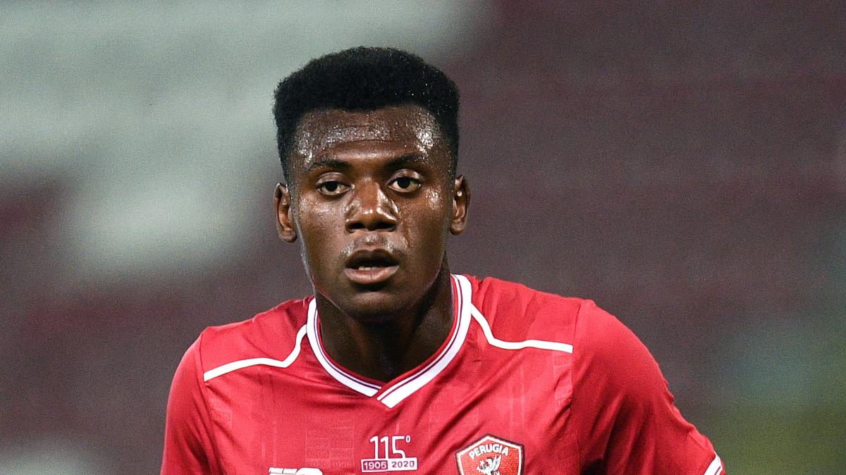 Gyabuaa al Catania, a fine mese l'accelerata decisiva?