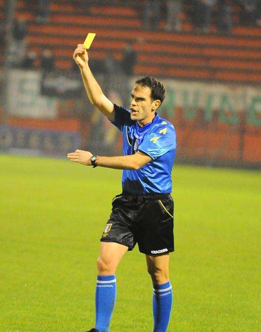 Frosinone-Avellino, cambia l'arbitro: Valerio Marini al posto di Serra