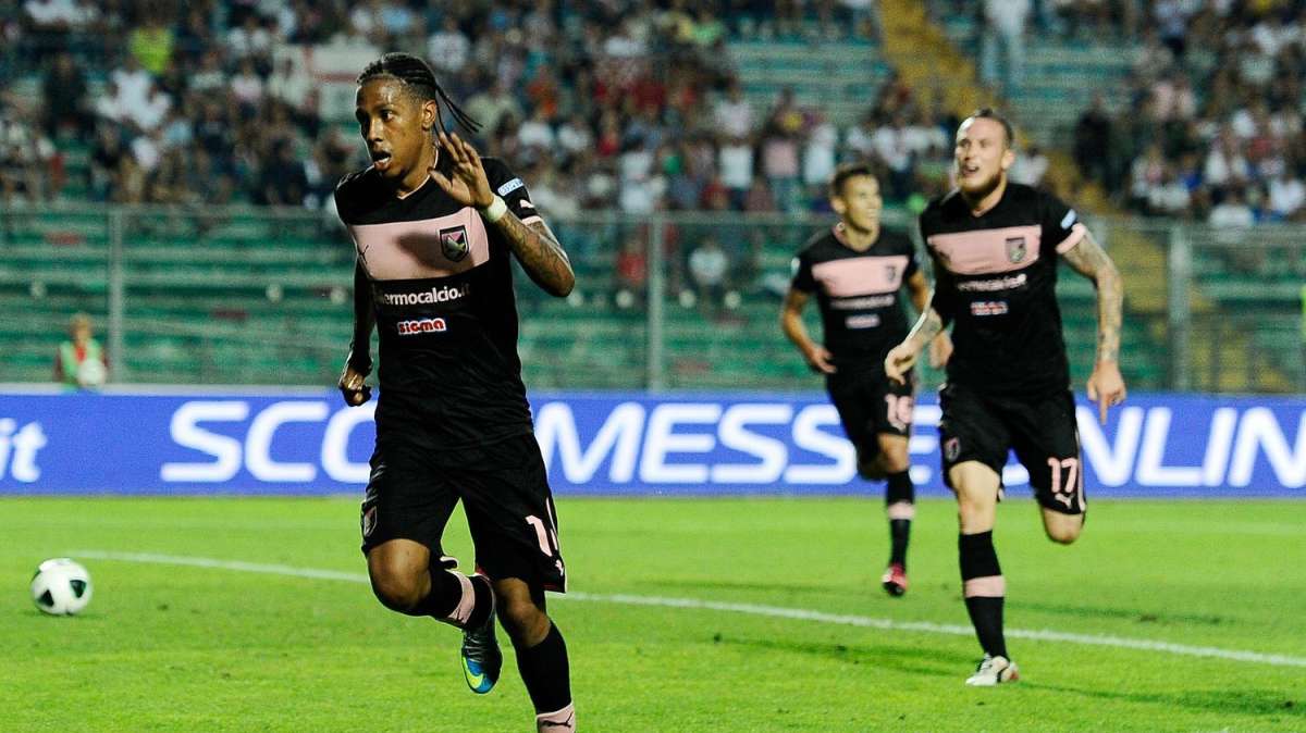 Avellino-Palermo: 0-2. I Lupi non possono nulla contro questo super-Palermo