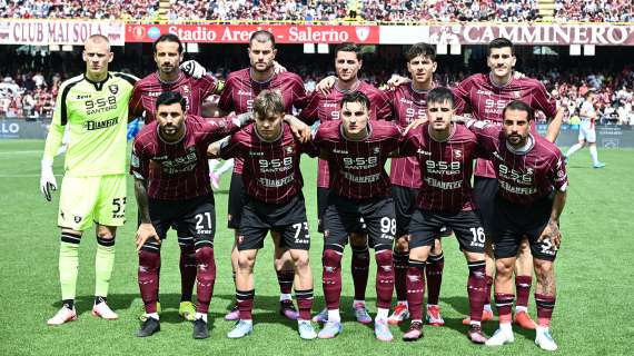 Salernitana, dopo la sconfitta contro la Sampdoria ben 14 tesserati finiscono in ospedale 