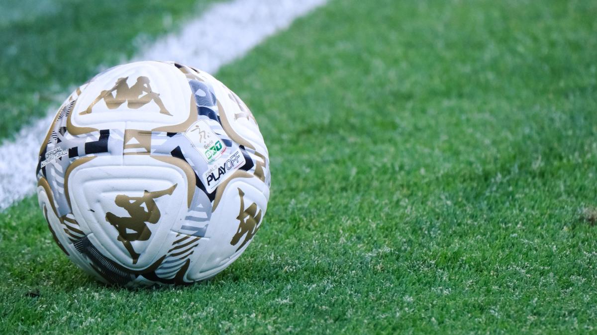 Serie B 2026-2027, 17 le squadre sicure: quando sapremo le altre tre