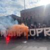VIDEO - Tifosi in piazza contro la multiproprietà. Le immagini della manifestazione e le parole dei presenti
