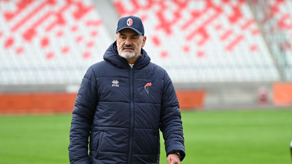 Vivarini: "Più lavoro e meno chiacchiere. Partita con la Reggiana? Mi brucia ancora. Vi dico cosa servirà"