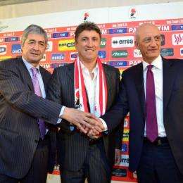 La 'triade' biancorossa: da sinistra, Guido Angelozzi, Vincenzo Torrente, Claudio Garzelli