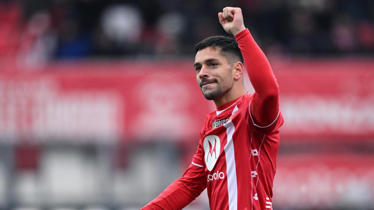 E Caprari? Può finire al Padova. Lui apre ma c'è un nodo