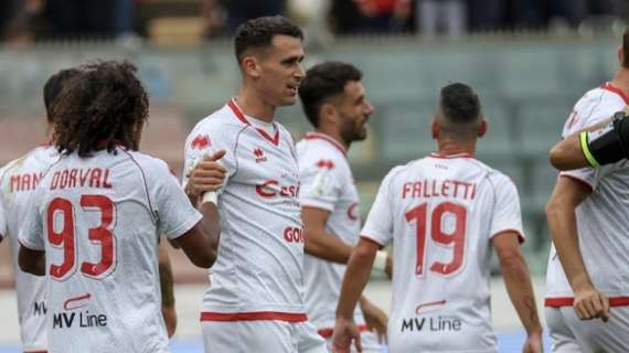 Marcatori: cinque calciatori in testa. Bari, cresce Lasagna