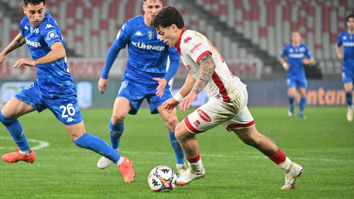 Bari, tutto per la salvezza. GdS: "Rao stella polare". E la sua valutazione 'schizza'