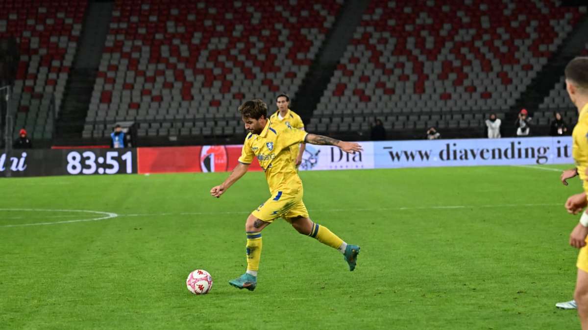 Assist: brilla Calò. Primo biancorosso resta Dickmann