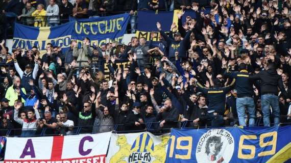 Verona: daspo per il tifoso allo stadio in accappatoio