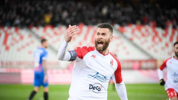 Antenucci: "Siamo un gruppo compatto, ci divertiamo anche fuori dal campo"