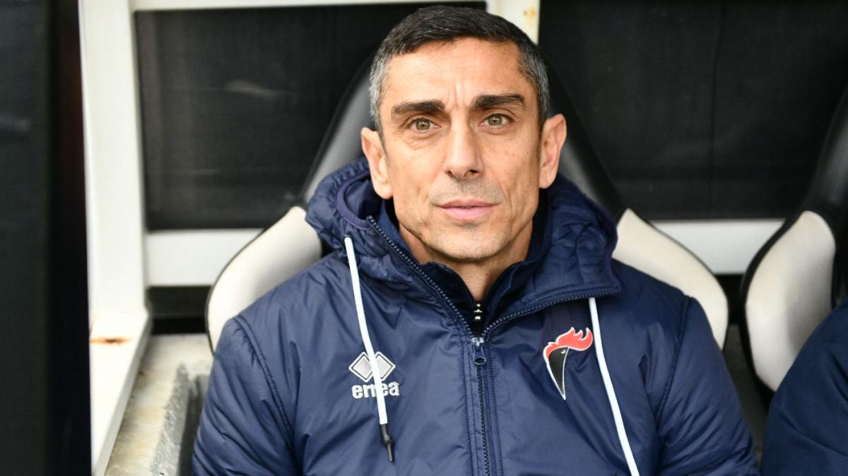 Longo: "Abbiamo regalato tre gol al Venezia. Salvezza? Possiamo ancora farcela" 