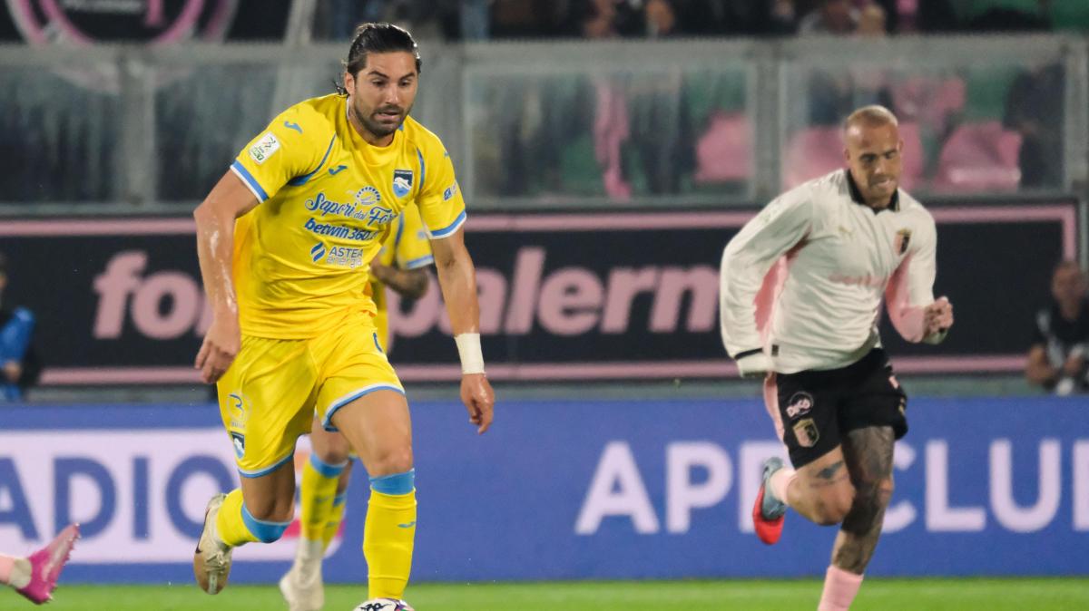 Occhio a Di Nardo, il pericolo numero uno: il Bari deve ripartire fermando il faro del Pescara