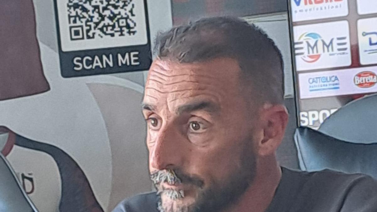 Agostini a TuttoBari: "Allenai Cavuoti a Cagliari: se avrà fiducia, vi stupirà. Ruolo? Da mediano fece bene"