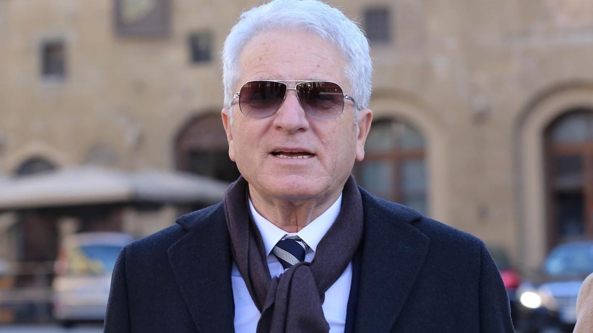 A. Matarrese: "Via i DeLa, Bari non può vivere così. Pronto a dare il mio contributo, i tifosi mi implorano"