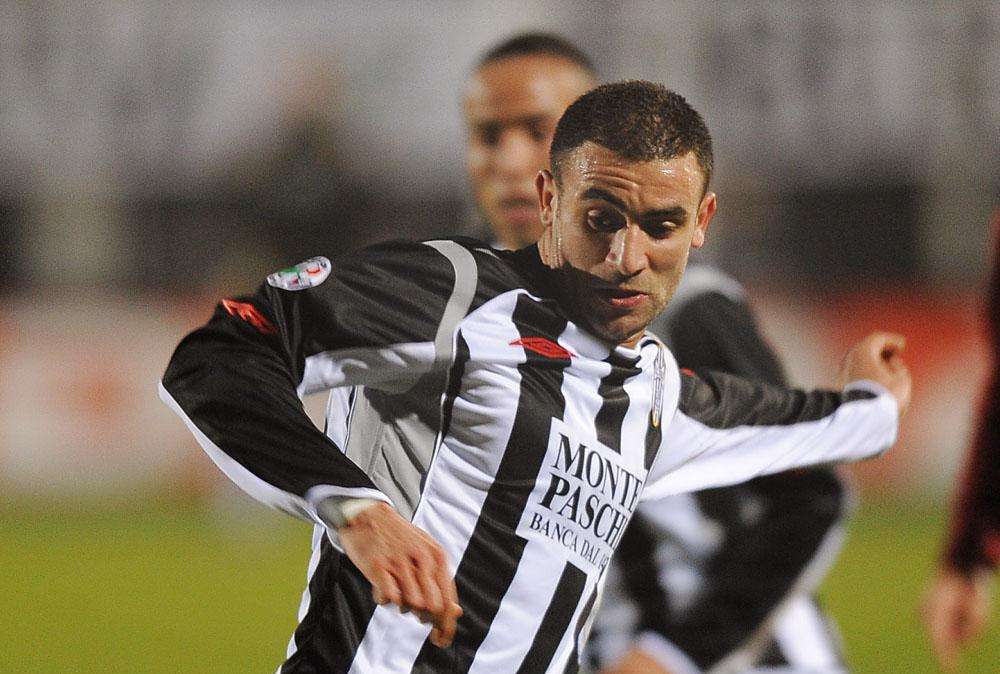 Ghezzal: "Giocare esterno mi diverte"