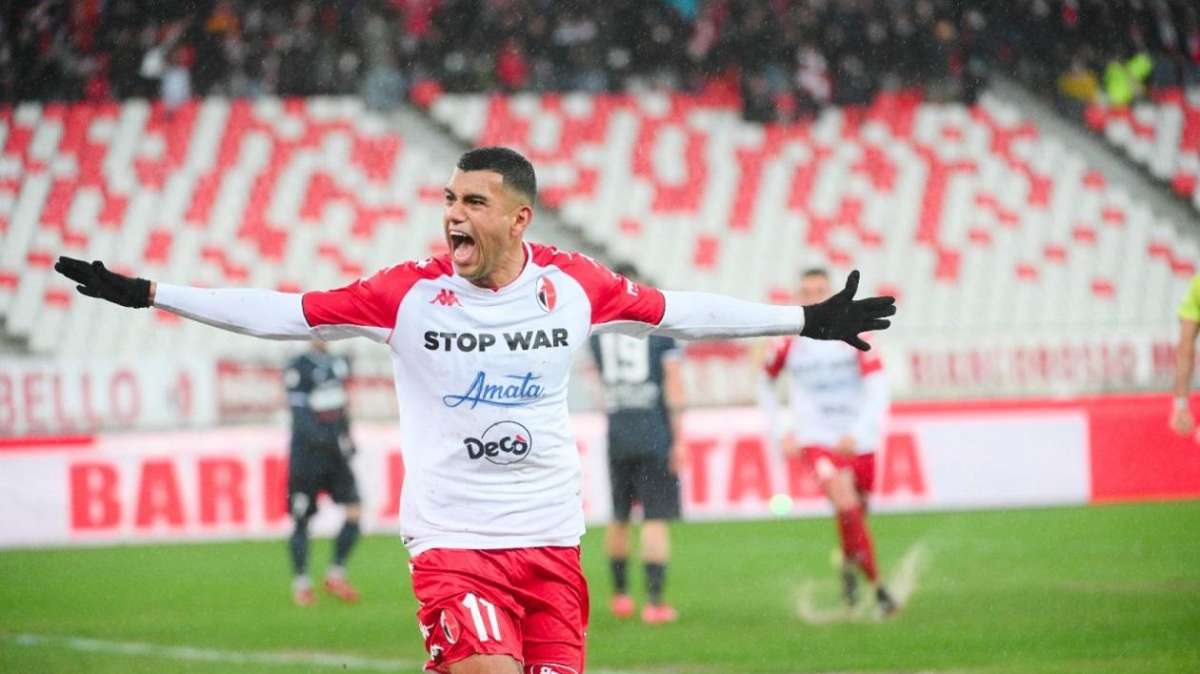 Bari in festa, Decaro: "Non ho più voce. Che bello vincere così"