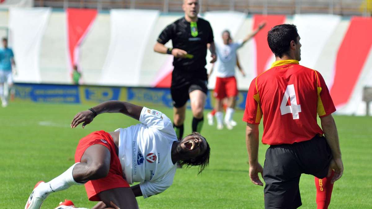 Kung fu e calcio vanno a braccetto. Video