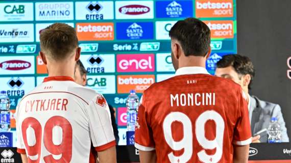 Moncini e Gytkjaer: a voi. Il Bari spera di aver risolto la grana bomber