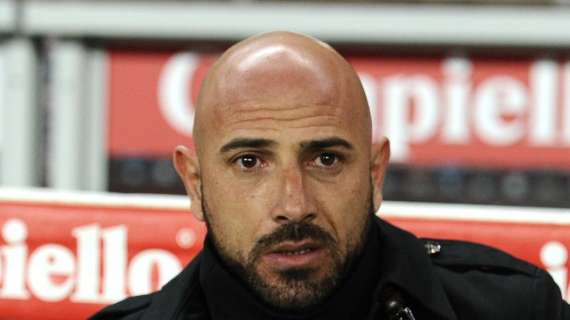 Il derby di Antonio Calabro: l'allenatore salentino non ha mai battuto il Bari