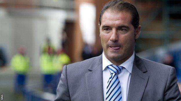 Amoruso: "Giocatori mediocri, squadra mediocre, società mediocre"