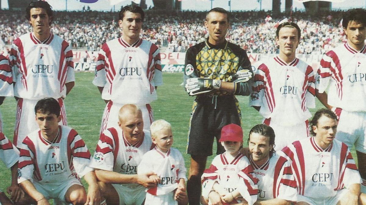 TuttoBari - Fontana: "I galletti devono lottare fino all'ultimo. La piazza? Non tutti i giocatori riescono a reggere il confronto"