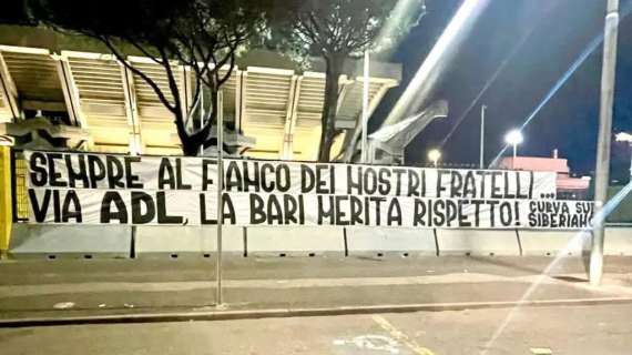 "Via ADL, Bari merita rispetto". Lo striscione dei tifosi della Salernitana 