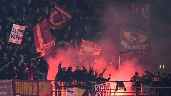 Tifosi Benevento: "Col Bari lo stadio sarà una bolgia"