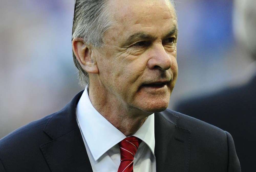 Svizzera, Hitzfeld prima del debutto: "Sarà fondamentale la battaglia a centrocampo"