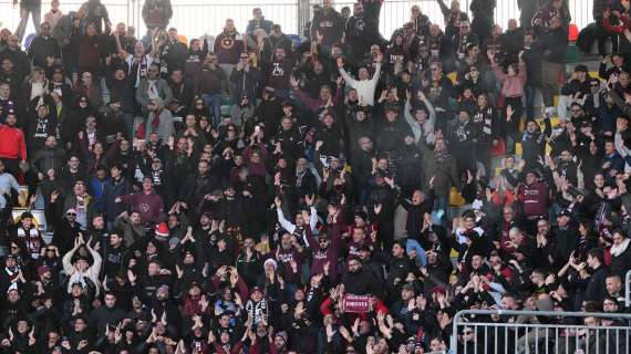 Serie B, vincono Cremonese, Mantova e Salernitana, altro ko per il Cosenza. Un punto per il Bari