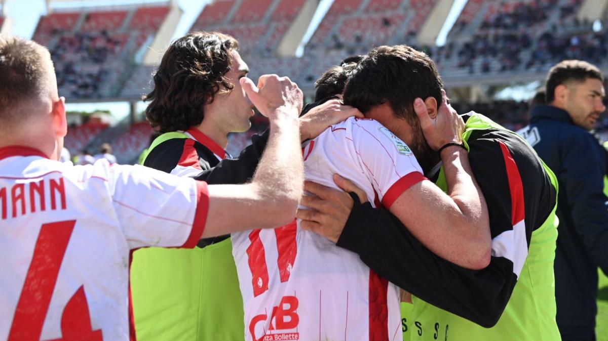 Sudtirol-Bari, i convocati di Longo: tutti presenti, anche Darboe. La lista 