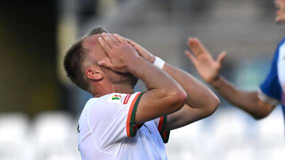 Verso il Venezia: il Bari accelera. Niente Gytkjaer, oggi doppia seduta