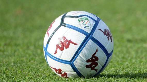 FOTO - Serie B, ecco il nuovo pallone del campionato
