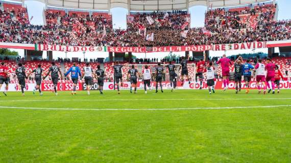 Bari, cresce l'ottimismo. E gli ex applaudono: "Longo ha carattere. Gruppo migliore rispetto all'anno scorso, Falletti ok"