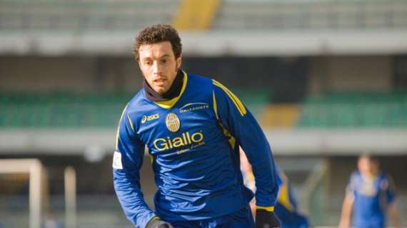 Corrado Colombo con la maglia dell&#039;Hellas Verona