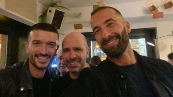 Social - Di Cesare incontra Checco Zalone! Ospite speciale a casa Maiello