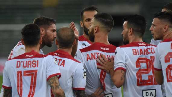 Playoff - Il Bari ospita la Carrarese, Reggiana-Novara per un posto in finale. Programma e partite