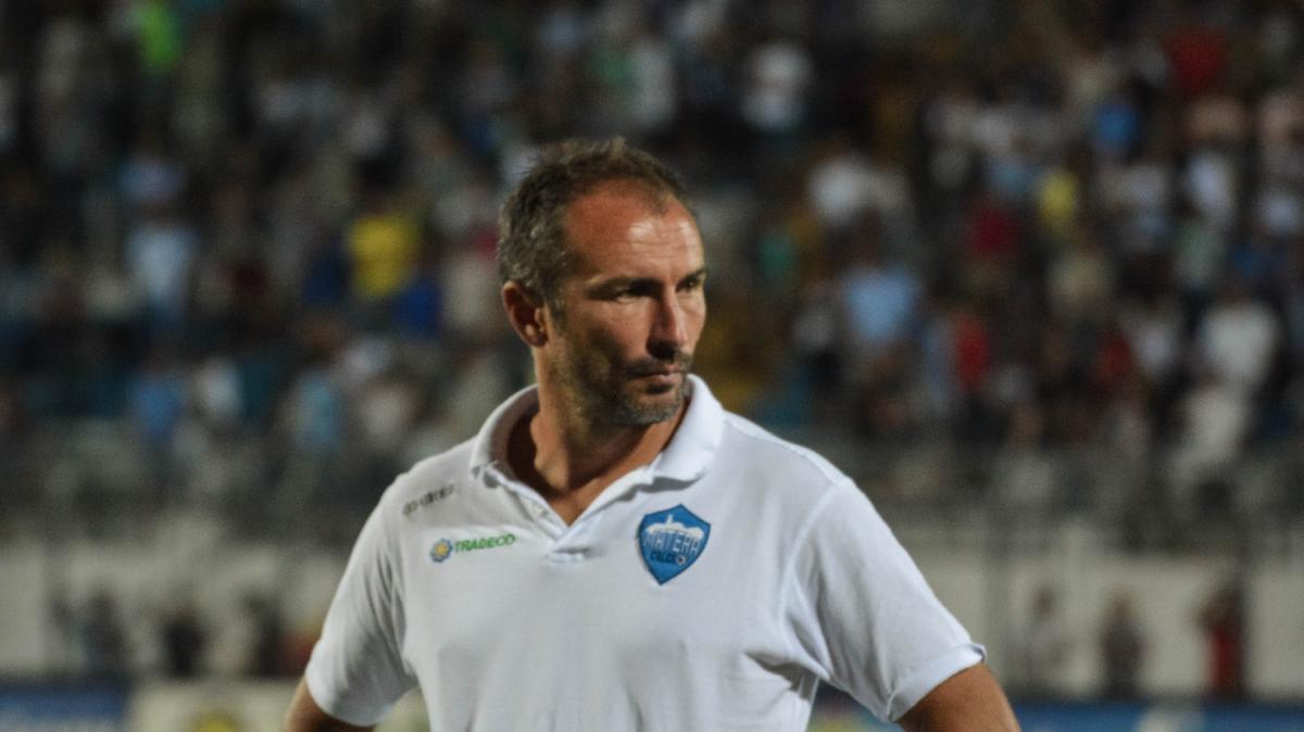 Lotta salvezza, salta una panchina: la Reggiana esonera l'ex Bari Dionigi