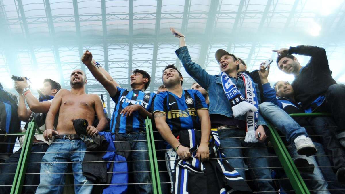 Daspo per 10 tifosi dell'Inter