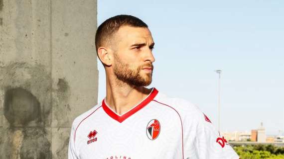 UFFICIALE - Vicari è il nuovo capitano del Bari. L'annuncio sul prato del San Nicola