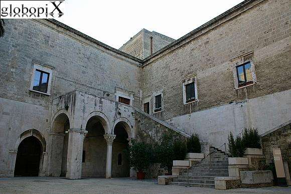 interno del Castello Svevo di Bari