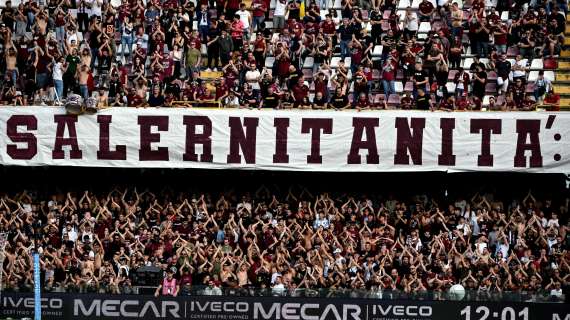 Caos playout: dopo l'andata, ricoveri fra i calciatori della Salernitana. Chiesto il rinvio della gara di venerdì
