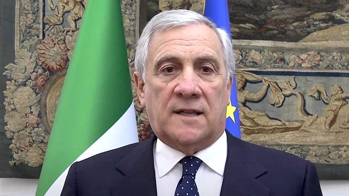 Gaffe San Paolo-San Nicola. Tajani sbaglia e poi si corregge