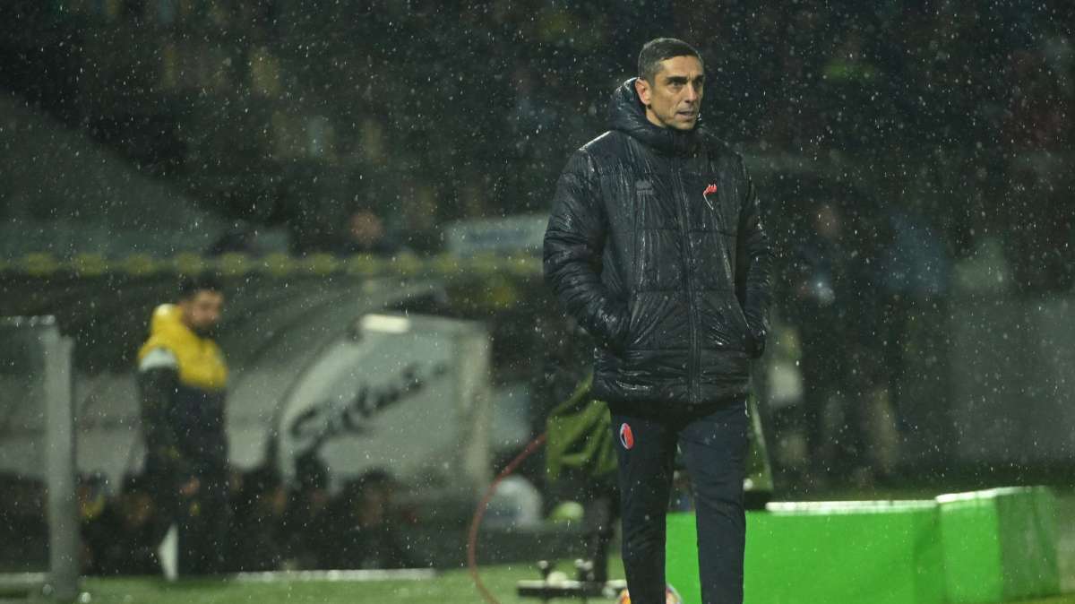 Bari, la partita dell'anno nel silenzio generale. E della retrocessione non importa niente a nessuno 